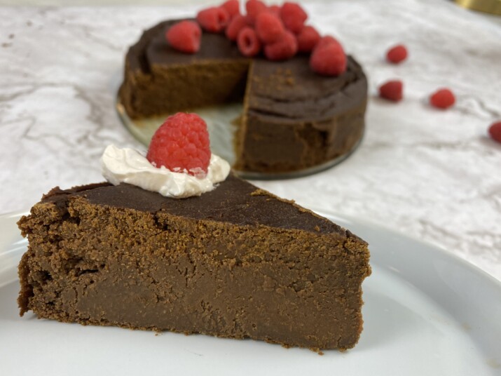 Flourless Chocolate Cake